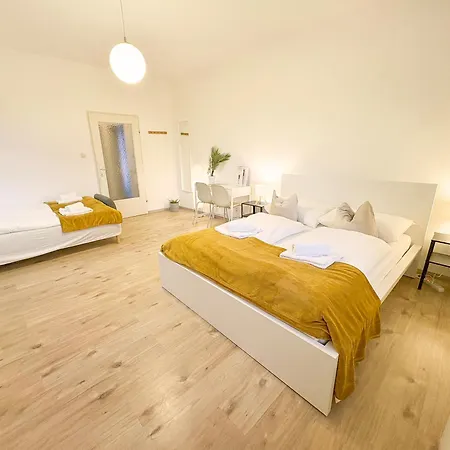 1 Bedroom Apartments, 18 Minutes To The Center, Smart Tv Lägenhet Graz