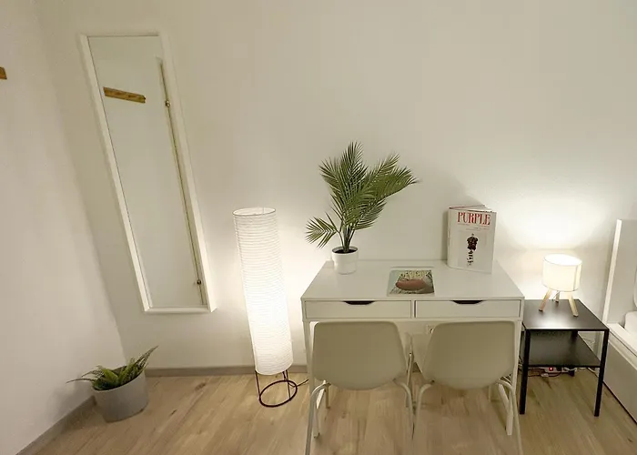 아파트 1 Bedroom Apartments, 18 Minutes To The Center, Smart Tv