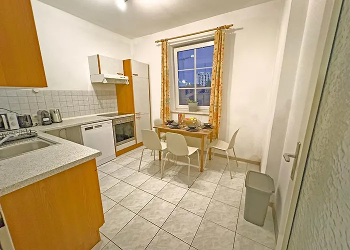 1 Bedroom Apartments, 18 Minutes To The Center, Smart Tv Graz